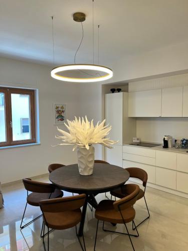 F&M House photo 3