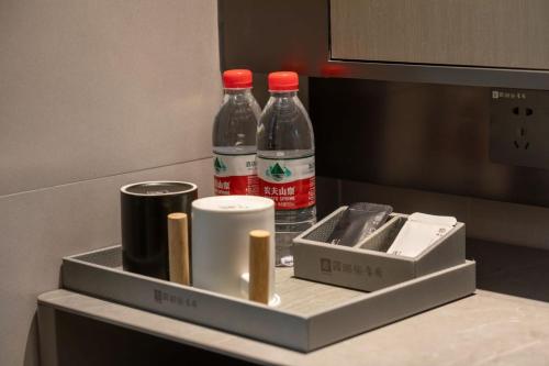 Imagen de la galería de Gongxili - Xige Hotel ---8mins walk from Tonghuimen metro station, near Tianfu square, close by culture park and Sichuan opera house, English speaking service,speaking service, local tours, en Chengdú