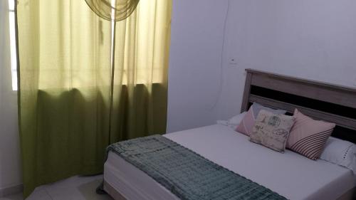 Katil atau katil-katil dalam bilik di Quarto casal arejado
