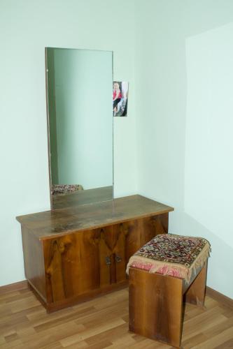  Lusya B&B -  Room  picture :   Tea/Coffee maker    Shower    Bath                           