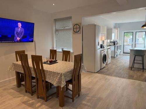 Billede fra billedgalleriet på Spacious John York House & Parking i Doncaster