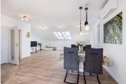 Χώρος καθιστικού στο Luxusní apartmán Blonde farm