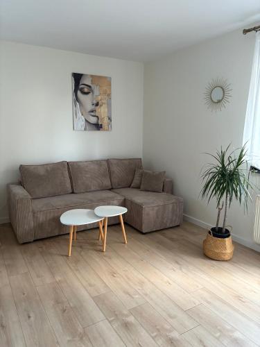 Przestronny apartament w Lubawie z dwoma pokojami i świetnym wyposażeniem