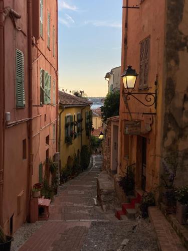 Charmant 3 pièces dans le centre de Menton
