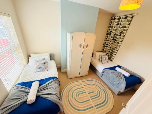 2 BED home in Birmingham Contractors free parking and fast Wi-Fi photo 15