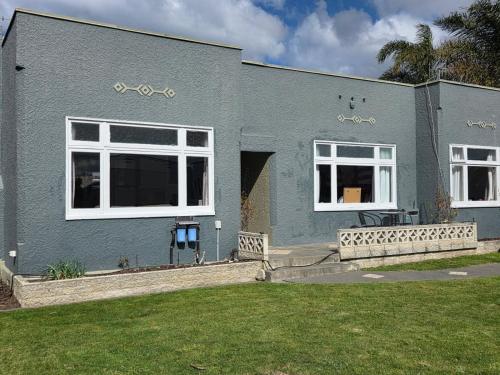 Budova, kde se prázdninový dům nachází