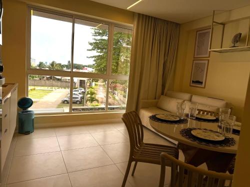 Χώρος καθιστικού στο Flat Tamandaré em frente as piscinas naturais - Mila Rooftop