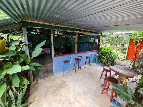Galería fotográfica de Marea Viajera - Hostal en Drake Bay Airport