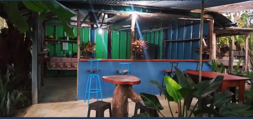 Galería fotográfica de Marea Viajera - Hostal en Drake Bay Airport
