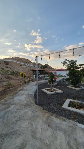 Φωτογραφία από το άλμπουμ του Chalet--J3--شاليه σε Hatta