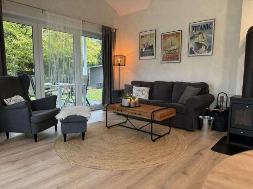 Ruang duduk di Holiday home in Bönstrup with swimming pool