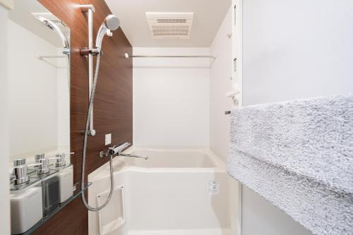 YU-Oshiage Apartment by J house 悠oshiage