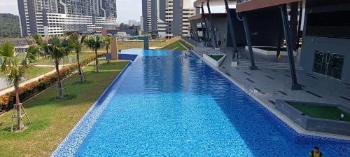 Πισίνα στο ή κοντά στο HomePlay WonderStay at Adelia3