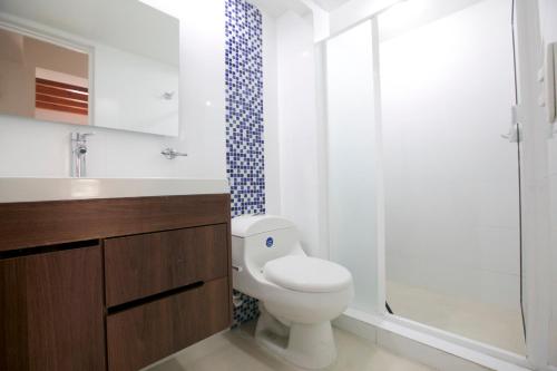 Ένα μπάνιο στο Edificio Bay Point Apartamento 403