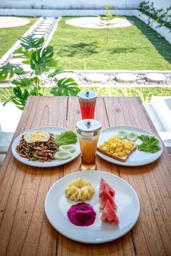 Jídlo v vily nebo okolí