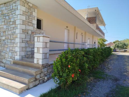 Το κτήριο όπου στεγάζεται  το διαμέρισμα