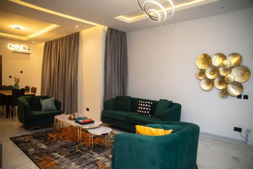 Posezení v ubytování O2 Luxury Apartment, OPIC Estate Isheri
