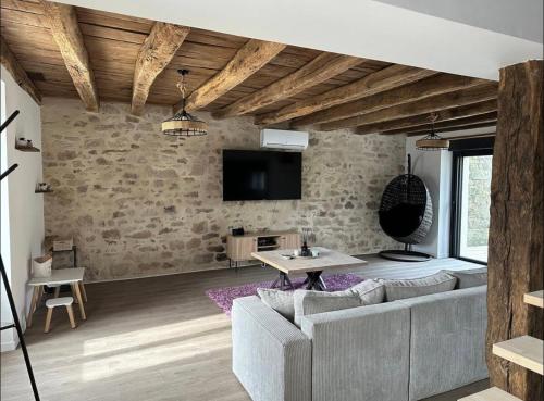 SCI Maison Rouge 1