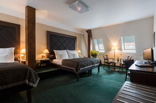 Hotel William Image