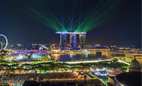 Udsigt til Singapore eller udsigt til byen taget fra hotellet
