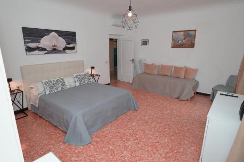Ruang duduk di Fortezza Residence