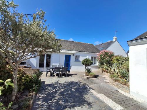 Maison au calme proche commerces et plages