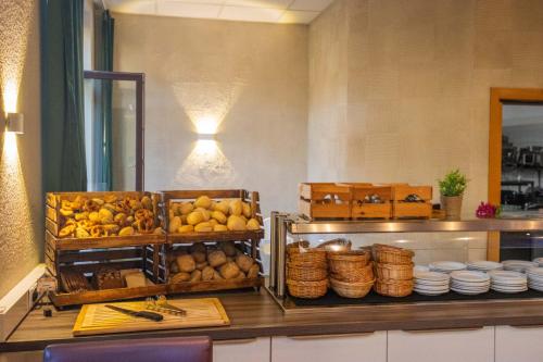 Jídlo v hotelu nebo okolí