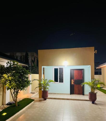 Gallery image of 3 Bedroom Luxury Home with an Office in Tema