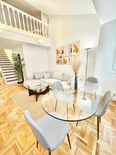 Ático Duplex en el Corazón del Casco Histórico de Oviedo