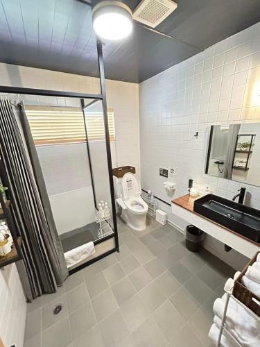 Ένα μπάνιο στο The Hills Suite Daikanyama & Omotesando-Shibuya-Harajuku-Meiji Shrine & 10-minute walk from Daikanyama