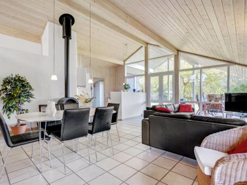 Χώρος καθιστικού στο Holiday Home Dagna - 200m from the sea by Interhome
