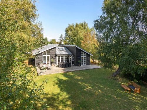 Zahrada ubytování Holiday Home Amon - 670m from the sea by Interhome
