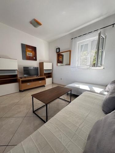 Fotografie z fotogalerie ubytování Apartments Matanovic v Rogoznici