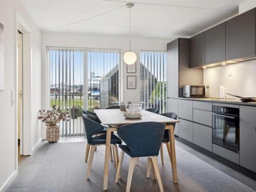 Una cocina o zona de cocina en Apartment Lucjan - 50m from the sea by Interhome