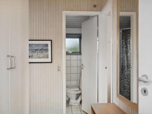 Koupelna v ubytování Holiday Home Bridgette - 100m from the sea by Interhome