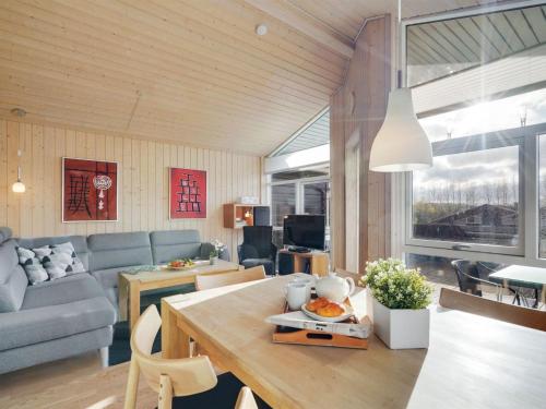 Χώρος καθιστικού στο Holiday Home Sointu - 250m from the sea by Interhome