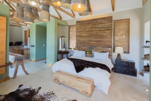Ruang duduk di The Olive Exclusive All-Suite Hotel