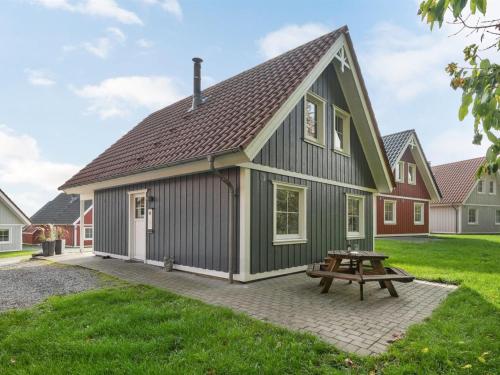 Το κτήριο όπου στεγάζεται  η παραθεριστική κατοικία