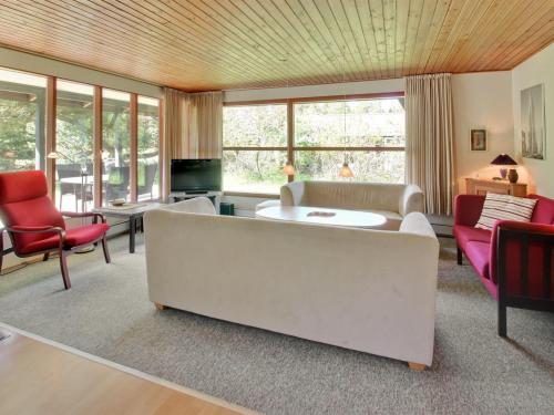 TV/Unterhaltungsangebot in der Unterkunft Holiday Home Grette - 1-5km from the sea by Interhome