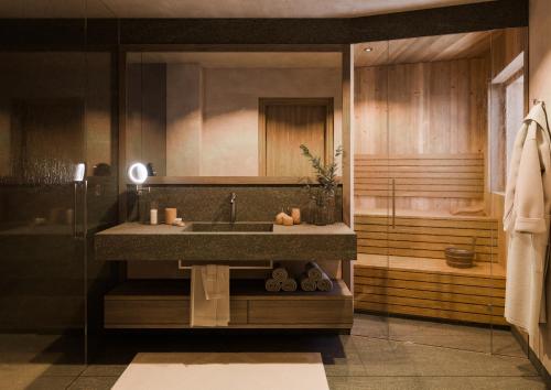 Phòng tắm tại Chalet Zuegg