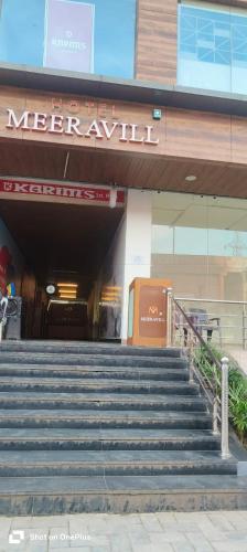 ラーイプルにあるHotel Meeravillのギャラリーの写真