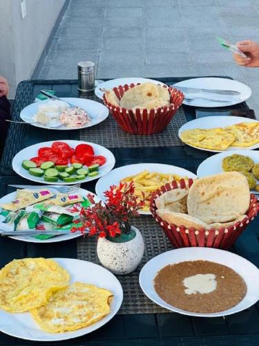 Jídlo v hotelu nebo okolí