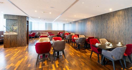 Ruang duduk di Best Western Plus Amedia Art Salzburg