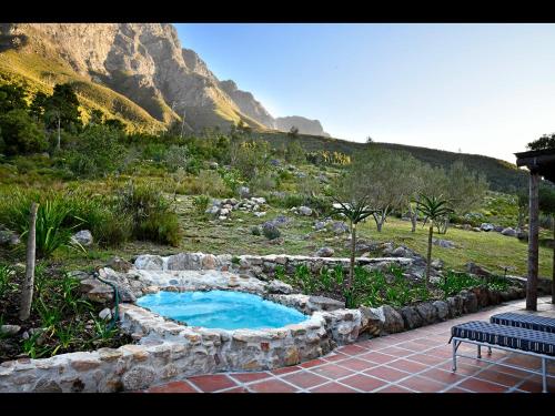 Photo de la galerie de l'établissement Peak Cottage, à Franschhoek
