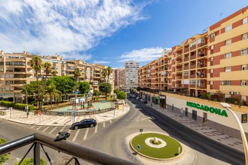 Amplio apartamento con piscina y parking en Torremolinos