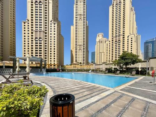 StayShort - Dubai Marina 1 bed sleeps 2 with Swimming Pool photo 2