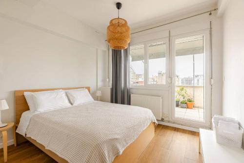 Bright Bright C- Modern apartment with terrace