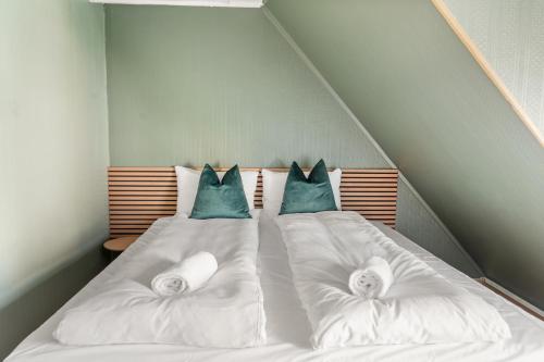 Letto o letti in una camera di Tromso Downtown Apartments - Main Street