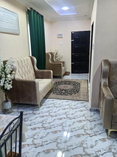 Un lugar para sentarse en Homestay K- Zeck