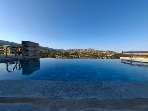 Бассейн в Bellevia Stone Pool Villa или поблизости